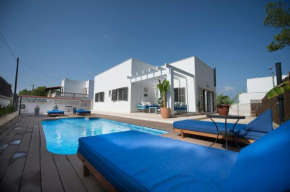 Holiday Home Cala Llombards piscina, wifi, seguridad y relax